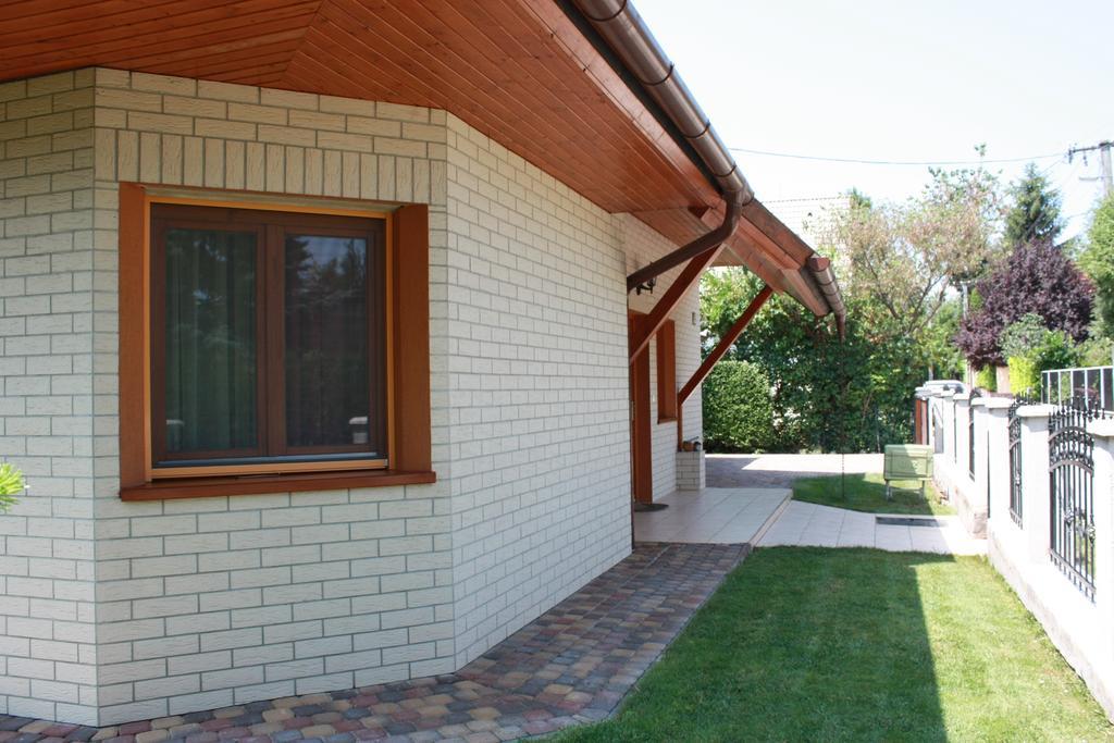 Manner Villa Balatonalmádi Chambre photo