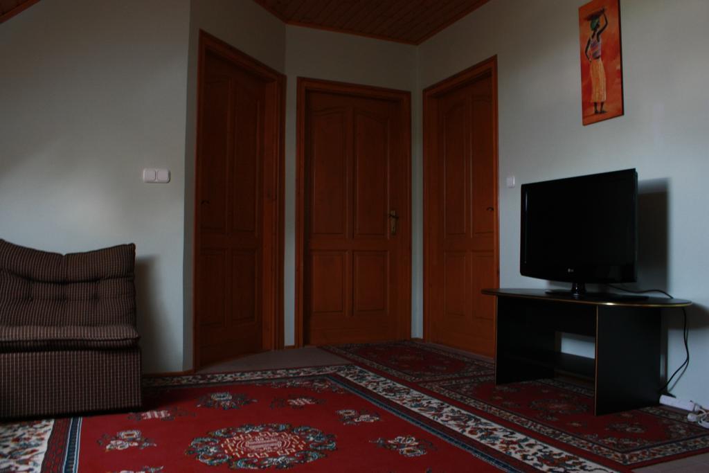 Manner Villa Balatonalmádi Chambre photo